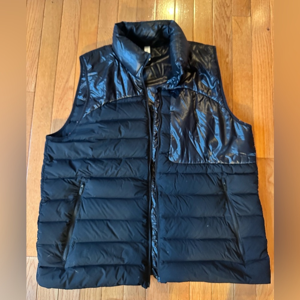 lululemon athletica Black Quilted Puffer Vest size 12